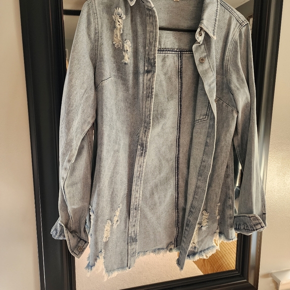 Jean Jacket/Button Up - Picture 2 of 6